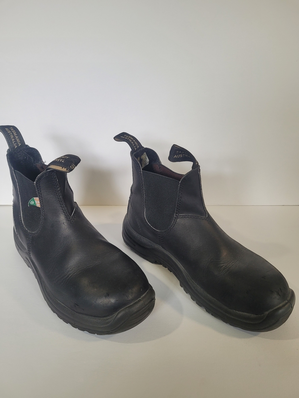Blundstone Black Chelsea Safety Toe Boots